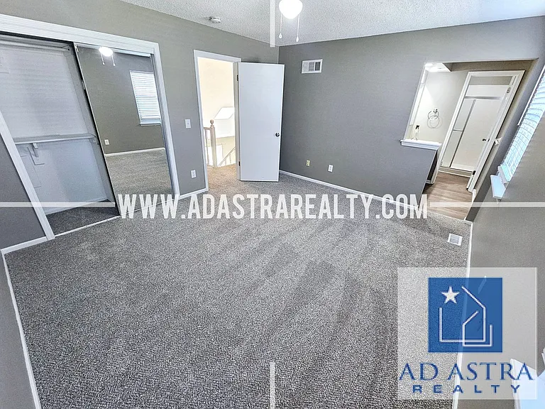 11807 Caenen St — Photo 24