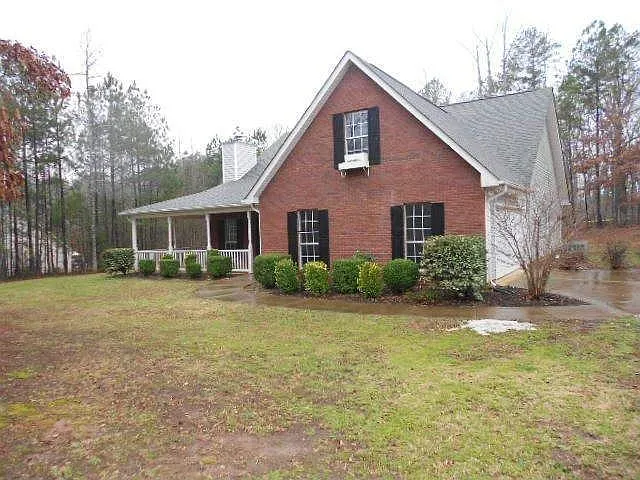 330 Patrick Cir photo 1