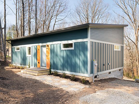 Gravel parking, Off street parking