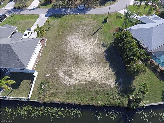2nd image of 1426 SW 11th Pl