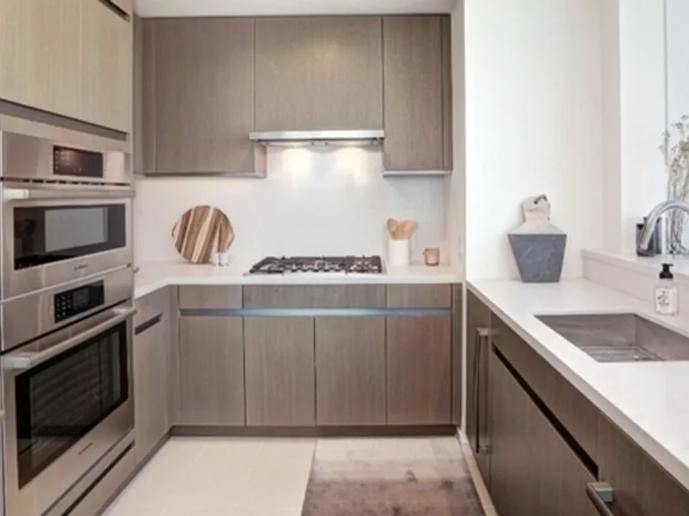 889 Francisco #2008 — Photo 14