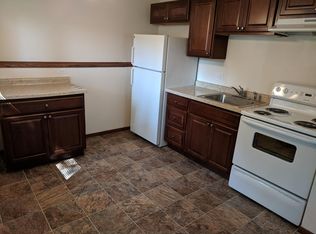 1625 9th St N APT 4, Fargo, ND 58102