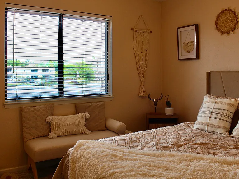 W Yucca Ct — Photo 3
