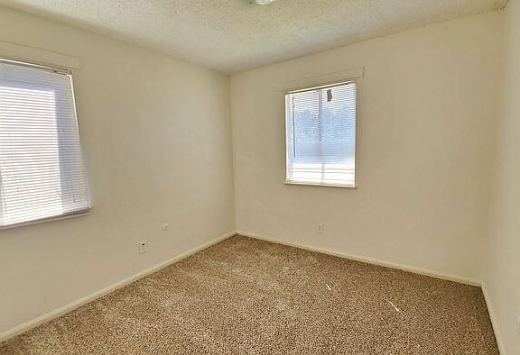5th image of 100 Eastland Dr APT G46