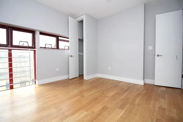 Rented by Nooklyn NYC LLC | media 8