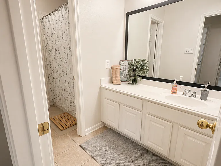 12915 Meadow Springs Dr — Photo 26