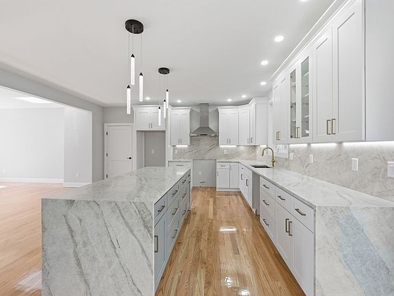 5th image of 6 Barrows Rd