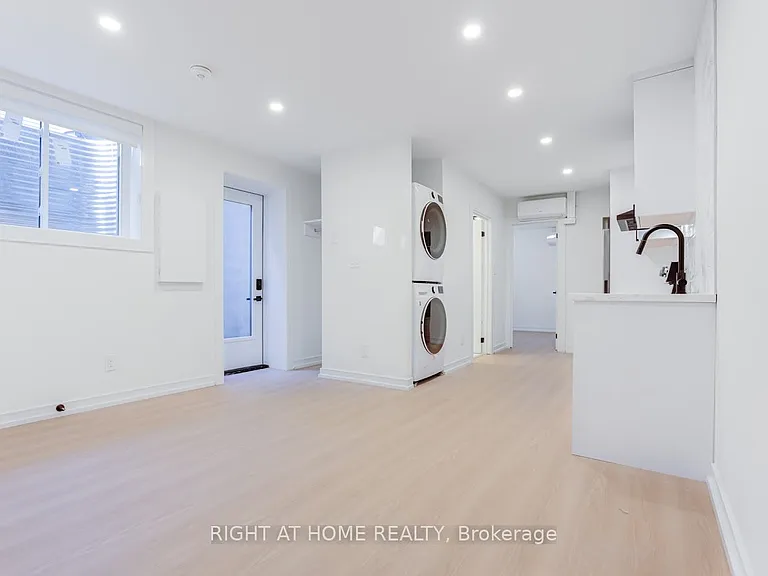 11C Condor Ave — Photo 3