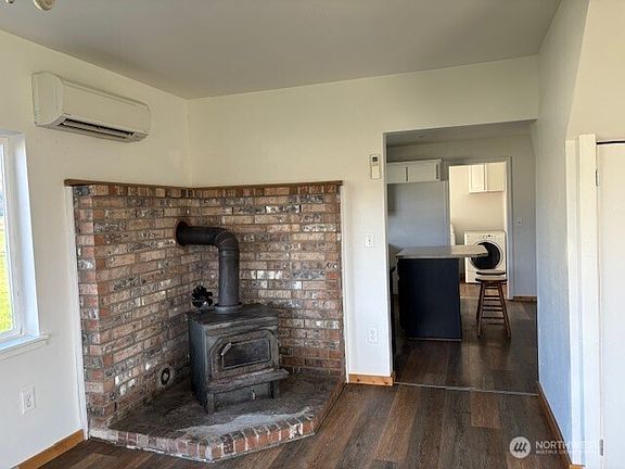 5th image of 146 Swigert Road