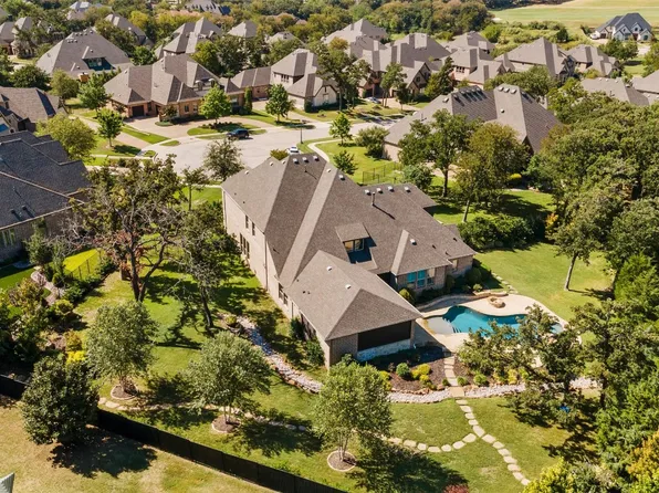 11 Rochester Ct, Trophy Club, TX 76262