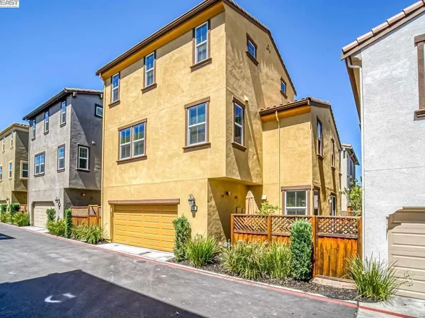 3009 Vittoria Loop, Dublin, CA 94568