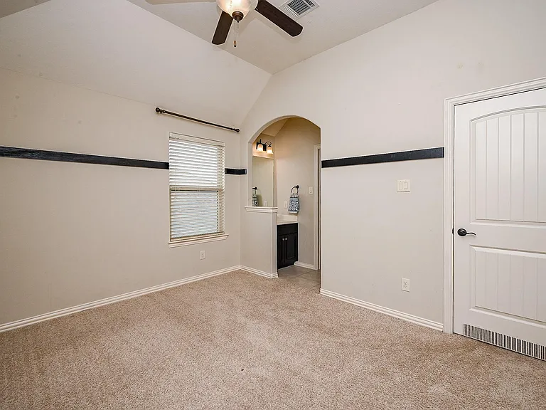 5315 Little Creek Ct — Photo 35