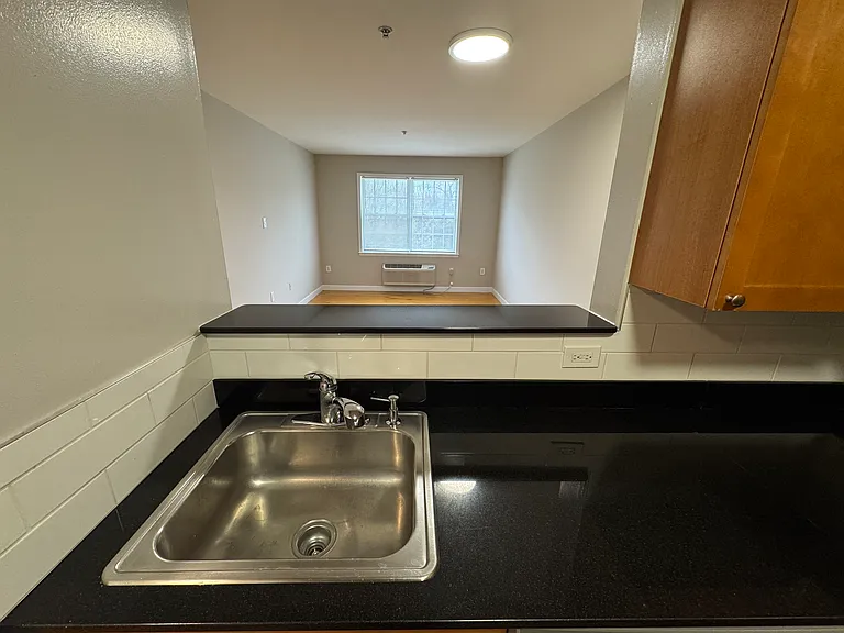 333 Willow St — Photo 6