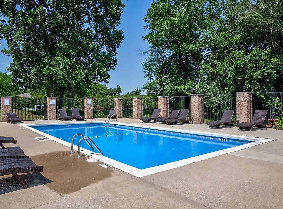 Spring Lake Apartments 424 Spring Lake Blvd Granger IN Zillow