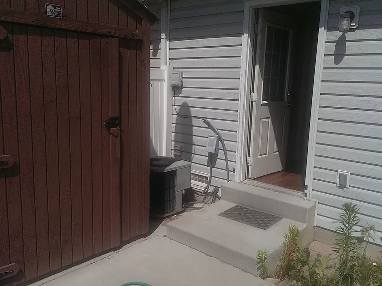 1075 S 810 E — Photo 11