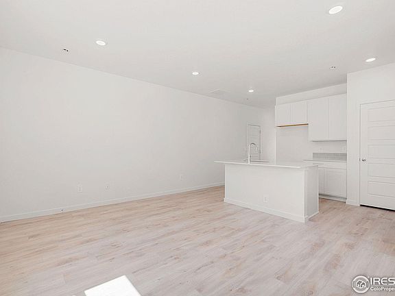 2nd image of 3613 Lake Clark St