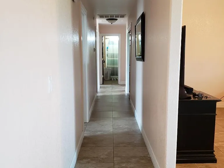 19623 Fairlane Ct — Photo 5