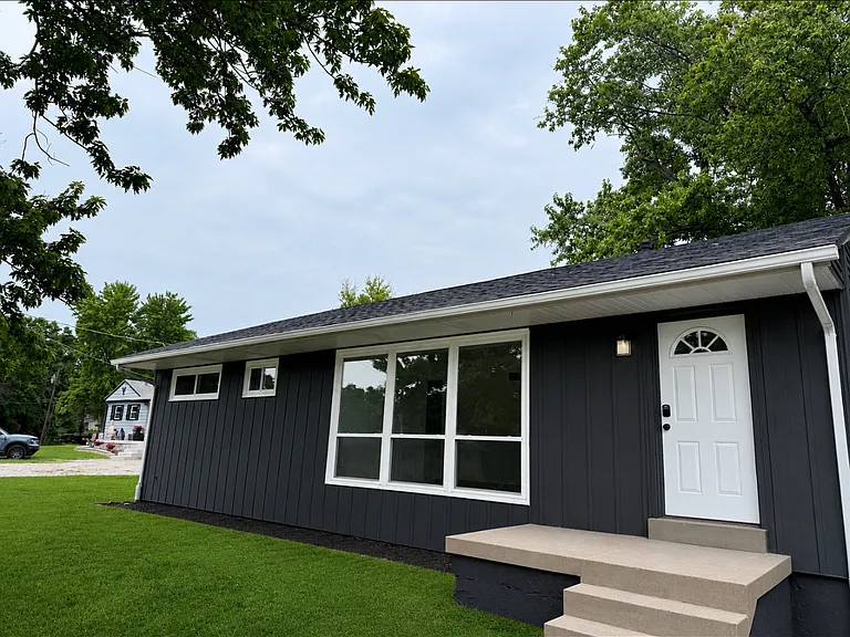 3619 Blackberry Ln — Photo 1