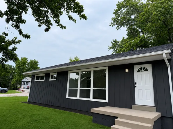 3619 Blackberry Ln, Imperial, MO 63052