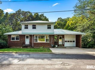 1131 Pekin Ave, Creve Coeur, IL
