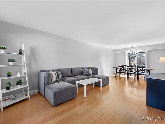 5th image of 1270 Regent Dr