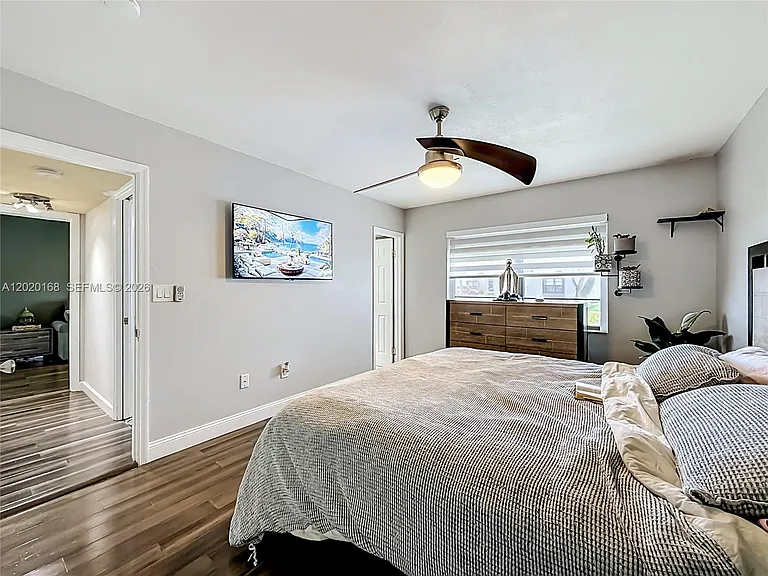 18296 Mediterranean Blvd #404 — Photo 21