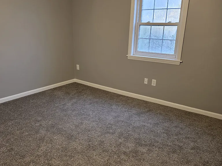 530 Griffin St — Photo 13