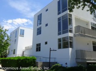 14224 Riverside Dr, Sherman Oaks, CA 91423