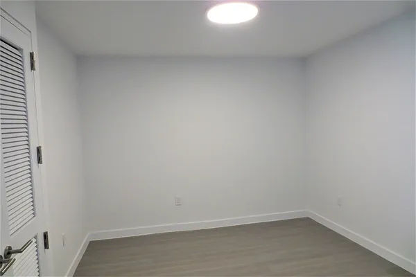 Rented by The Dermot Realty Management Company | media 25