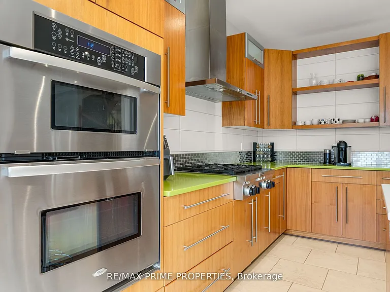 72 Branthaven St — Photo 17