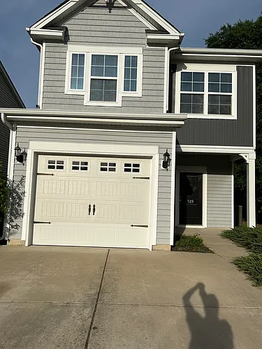 529 Finnegan Ln Photo 1