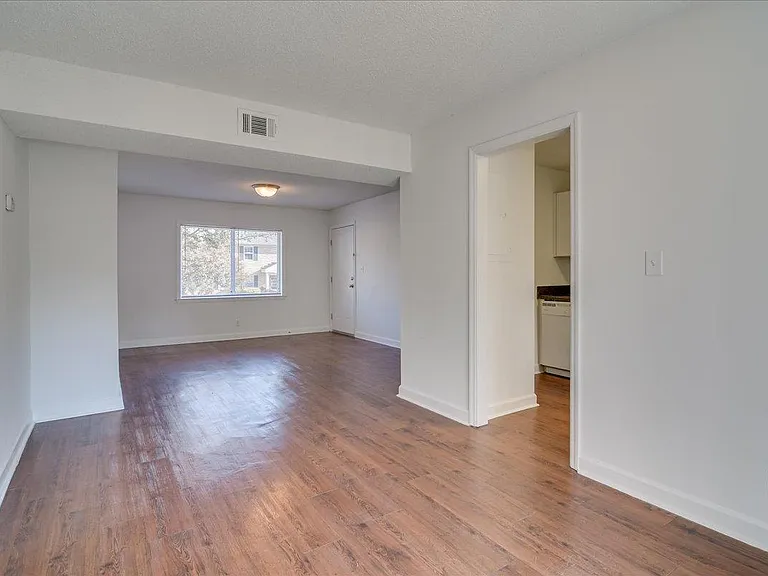 Annaberg Apartments — Photo 23