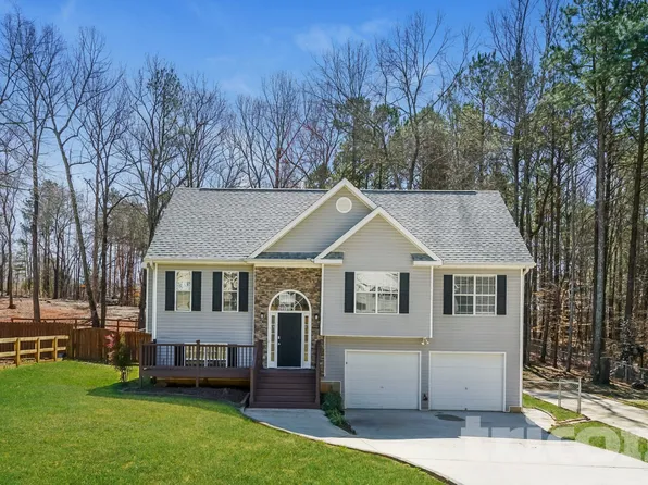 219 S Red Oak Way, Temple, GA 30179