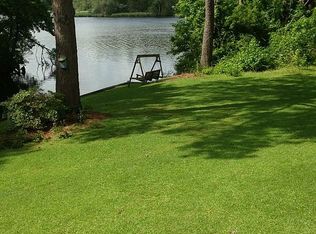 105 Edmonds Rd, Arapahoe, NC 28510