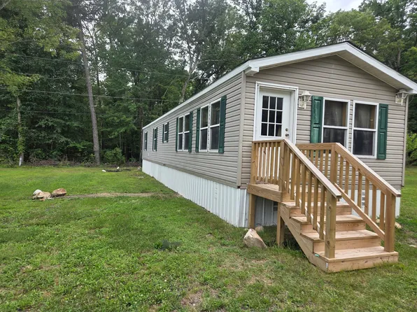 144 McCumbee Ln, Berkeley Springs, WV