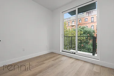 Rented by Rennit Inc.