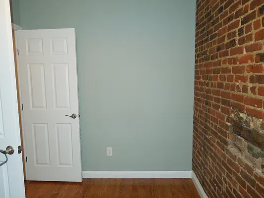 Rented by Washington Realty Corp. | media 6