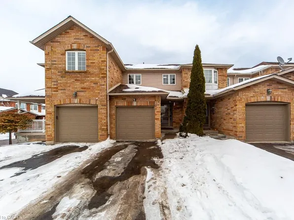 346 Highland Rd W #34, Hamilton, ON L8J 3T3