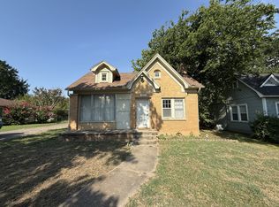 1105 S High School St, Ada, OK 74820