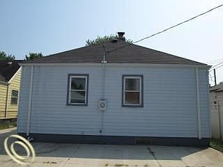 5th image of 2120 Garfield Ave