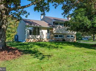 509 Lakeside Dr, Exton, PA 19341