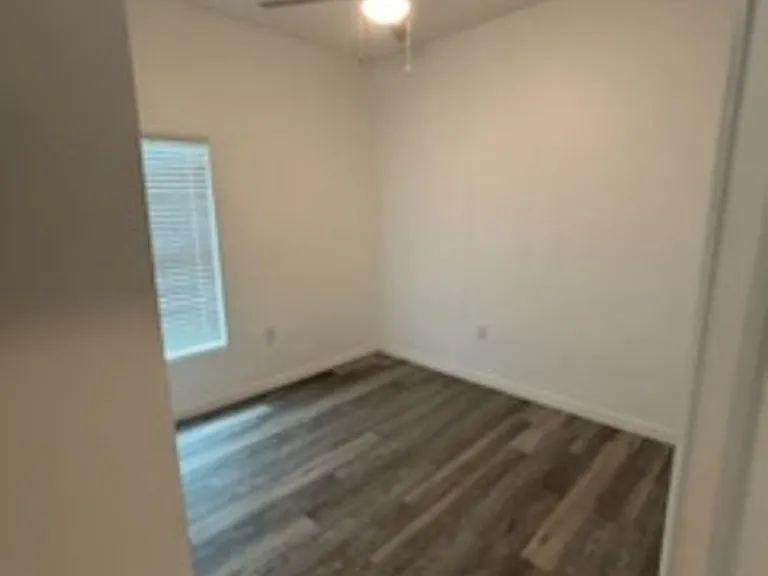 2028 NE 8th Pl — Photo 14