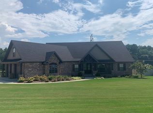 154 Glenview Dr, Albertville, AL 35950