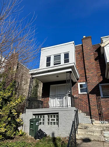 1827 Sulis St Photo 1