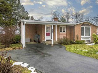 15 Palisade Pl, Halifax, NS B3M2Y7