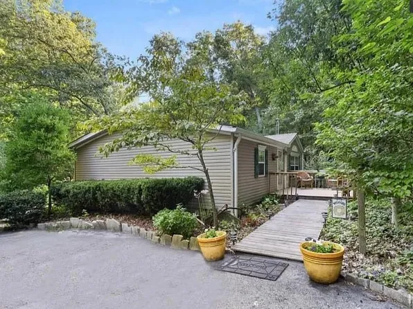 120 Sunset Rdg, Mitchell, IN 47446