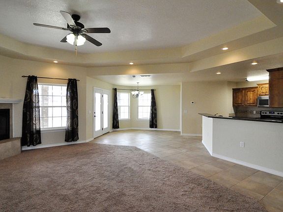 5th image of 101 Garrett Dr