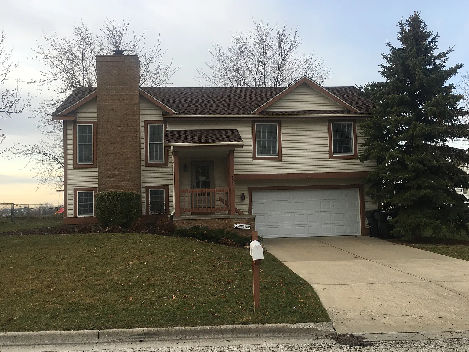 603 Phaeton Pl photo 1