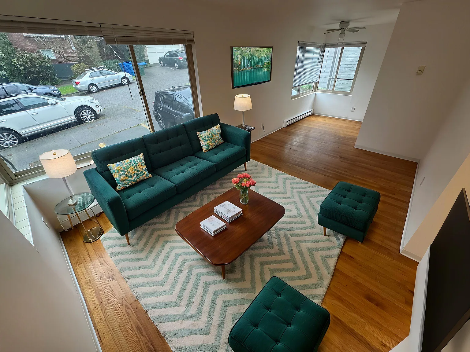 Prospect Manor — Photo 1