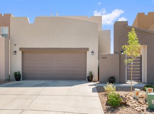 57 Jason Rd, Los Lunas, NM 87031